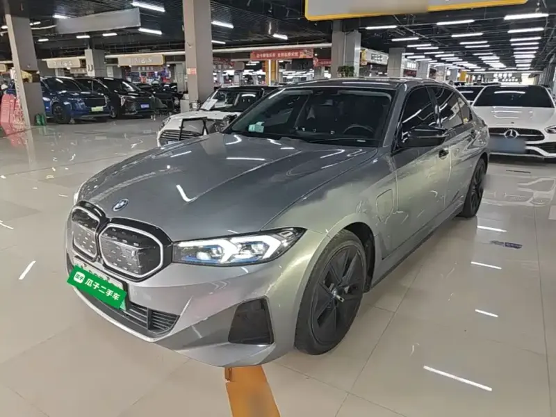 BMW i3, 2024