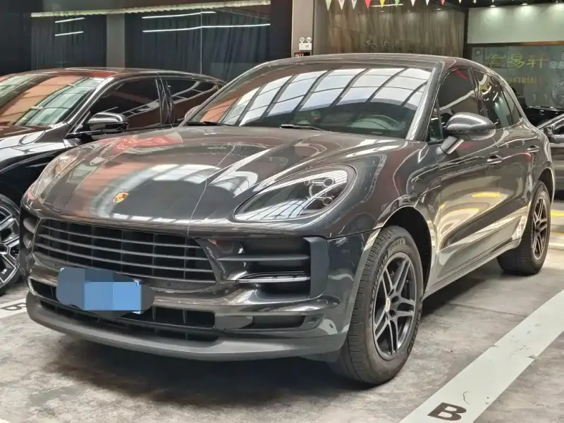 Porsche Macan, 2021