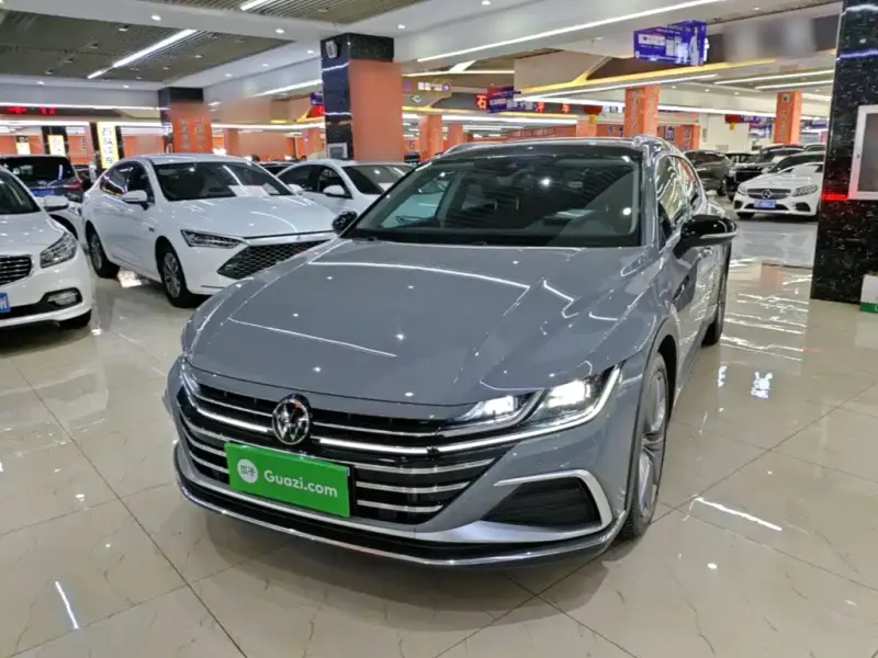 Volkswagen CC, 2024