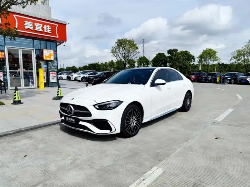 Mercedes-Benz C-Class, 2024
