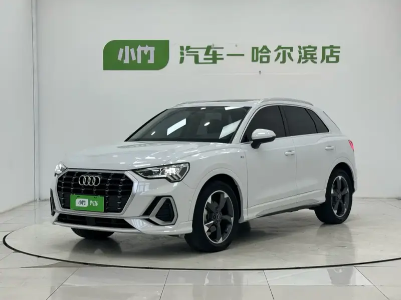 Audi Q3, 2022