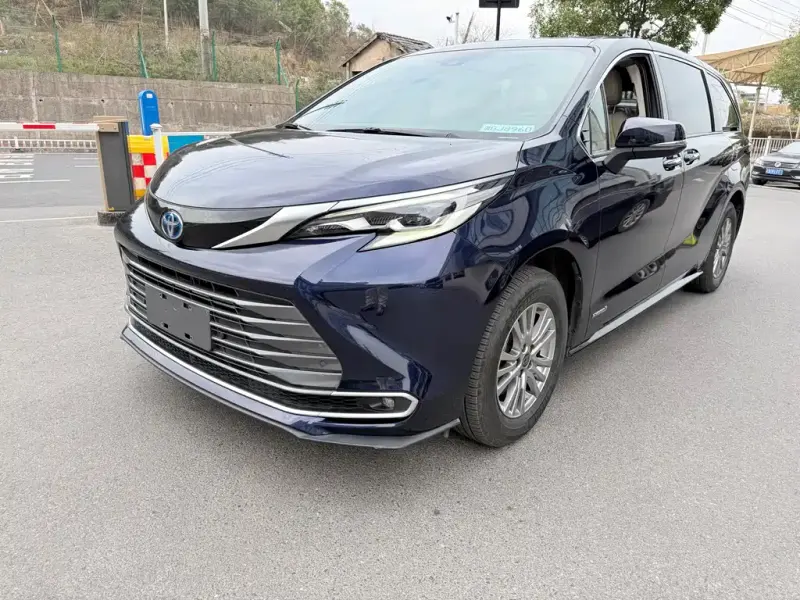 Toyota Sienna, 2022