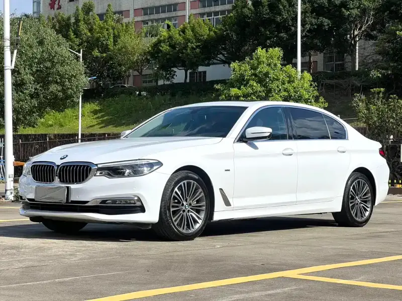 BMW 5 Series, 2021