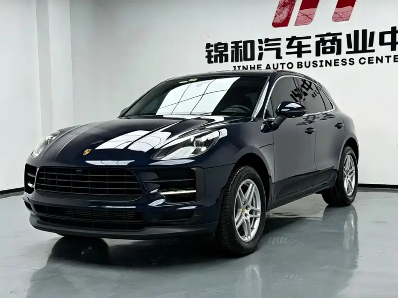 Porsche Macan, 2021