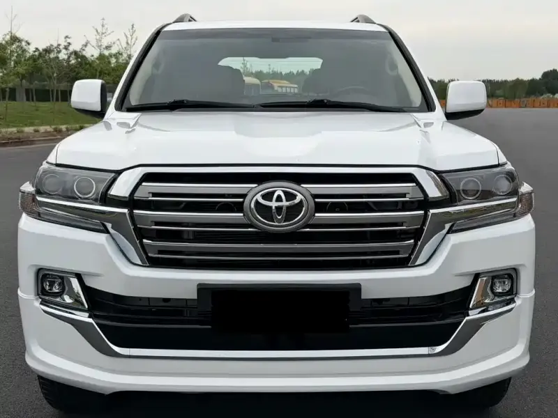 Toyota Land Cruiser, 2012
