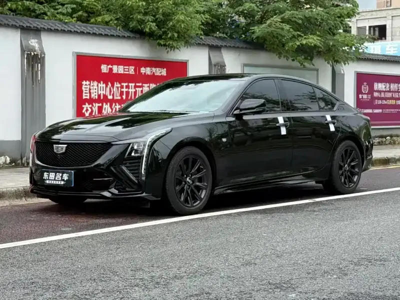 Cadillac CT5, 2025