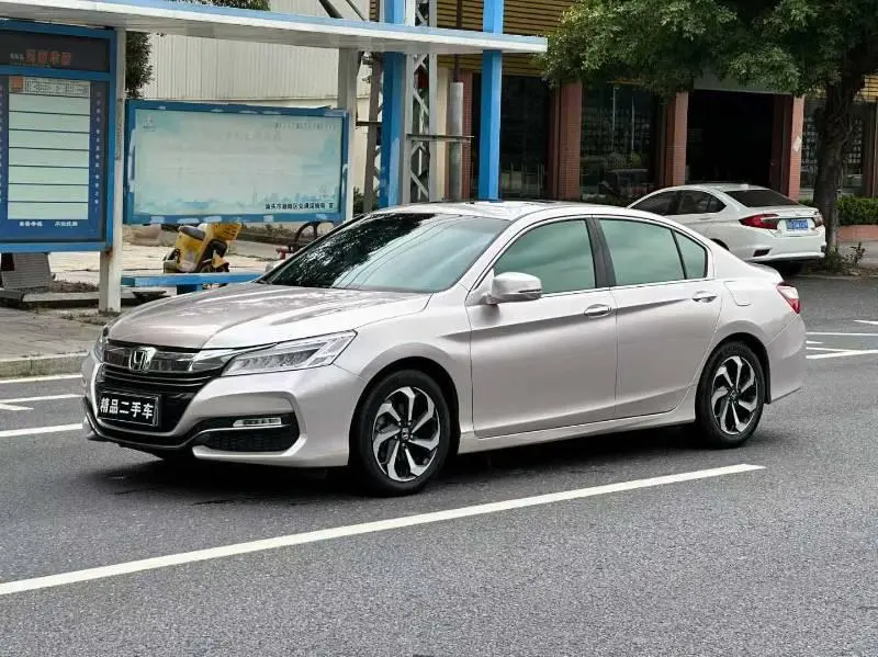 Honda Accord, 2016