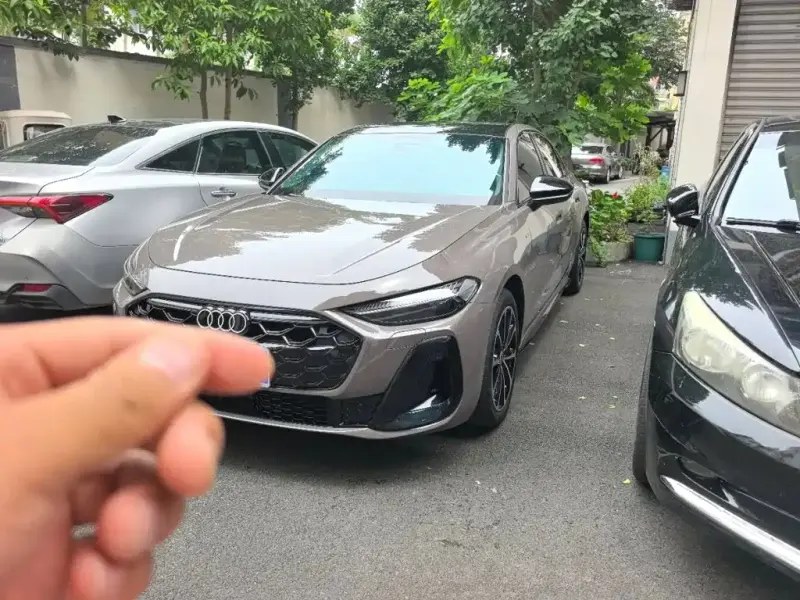 Audi A5L, 2025