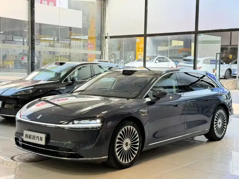 Stelato S9T, 2025