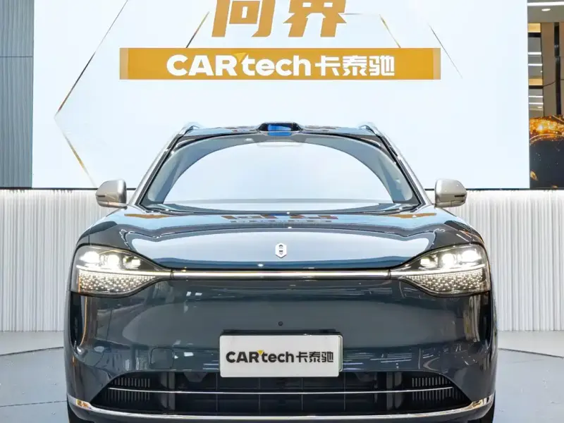 AITO M9, 2025