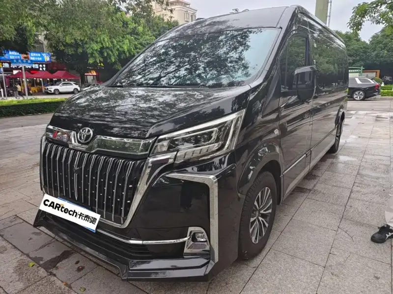 Toyota Hiace, 2023