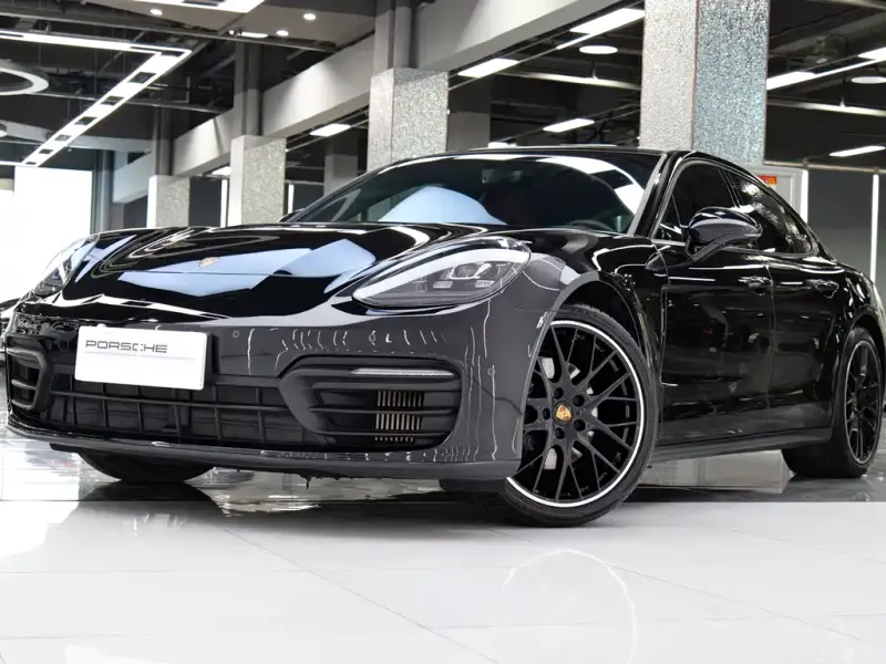 Porsche Panamera, 2021