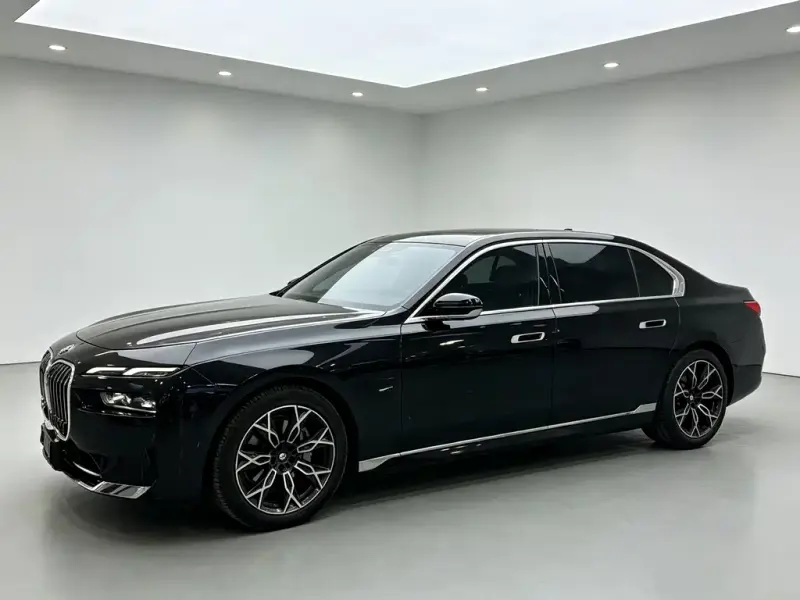 BMW 7 Series, 2022