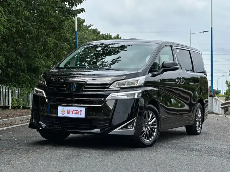 Toyota Vellfire, 2023