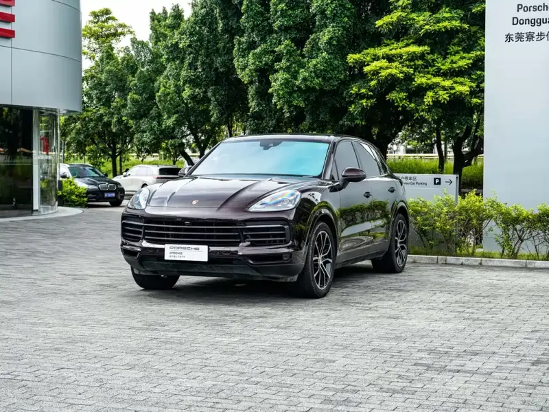 Porsche Cayenne, 2023