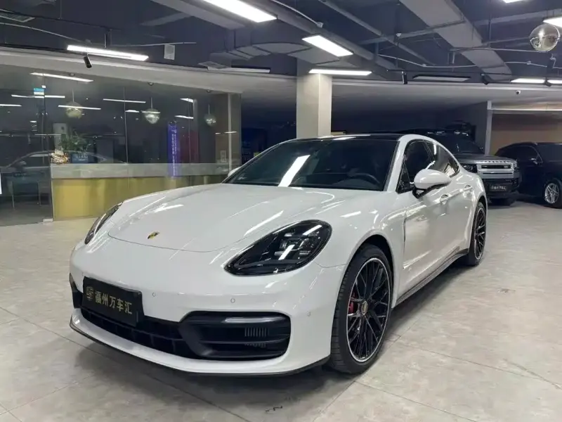 Porsche Panamera, 2022