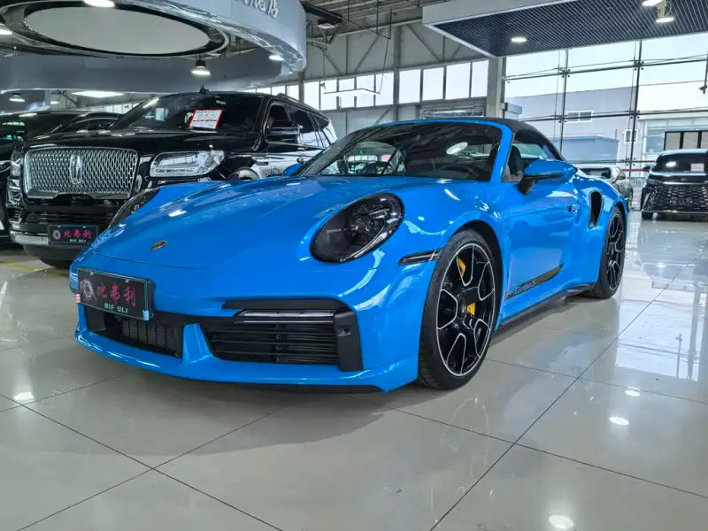 Porsche 911, 2025