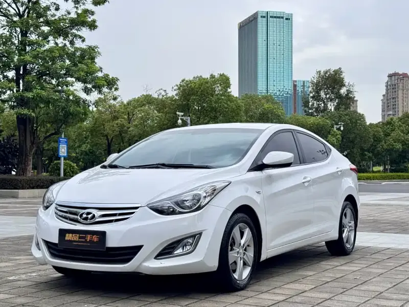 Hyundai Elantra Langdong, 2014