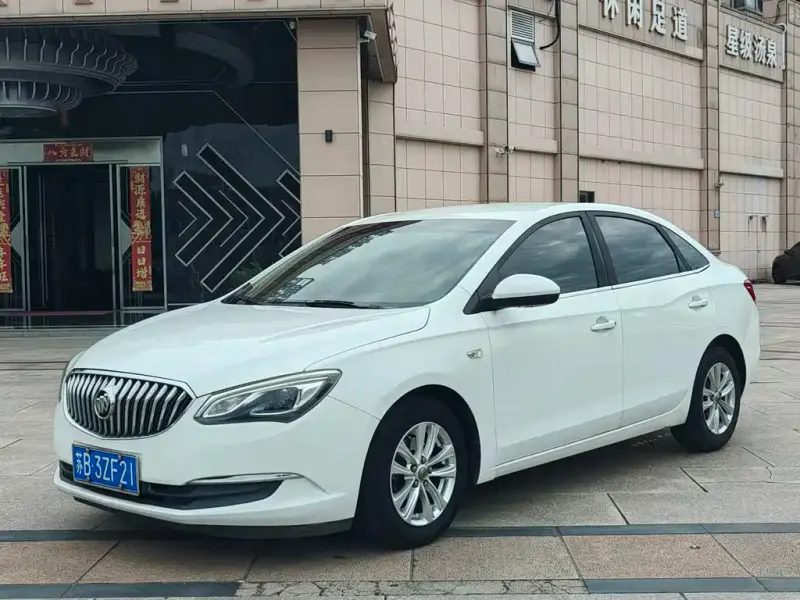 Buick Excelle, 2017