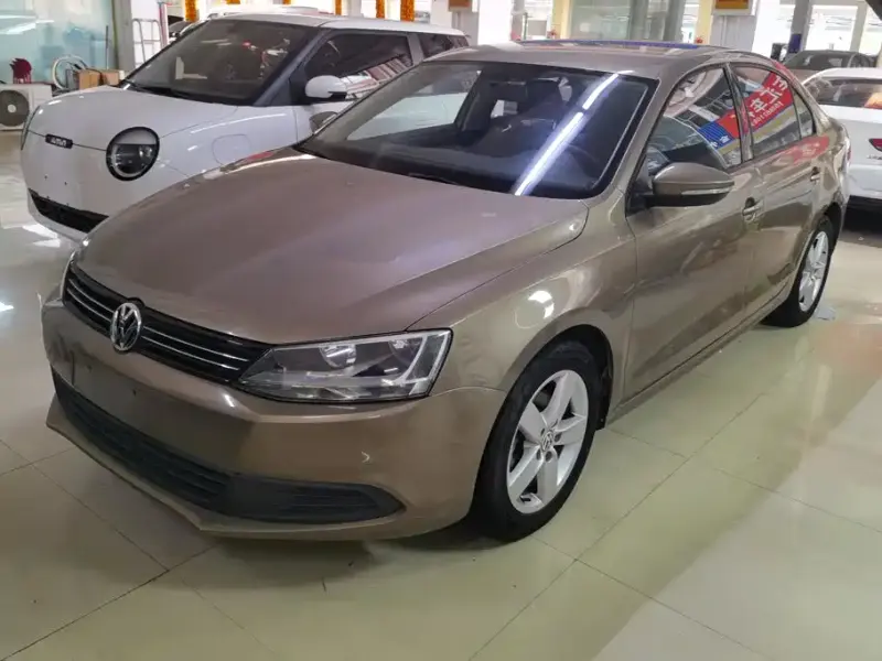 Volkswagen Sagitar, 2013