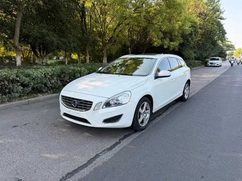 Volvo V60, 2013