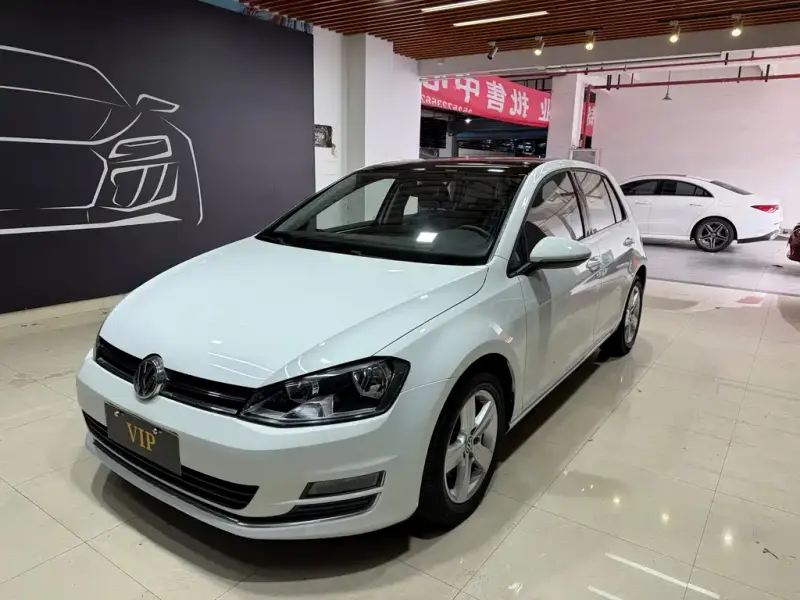 Volkswagen Golf, 2015