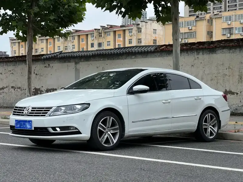 Volkswagen CC, 2015