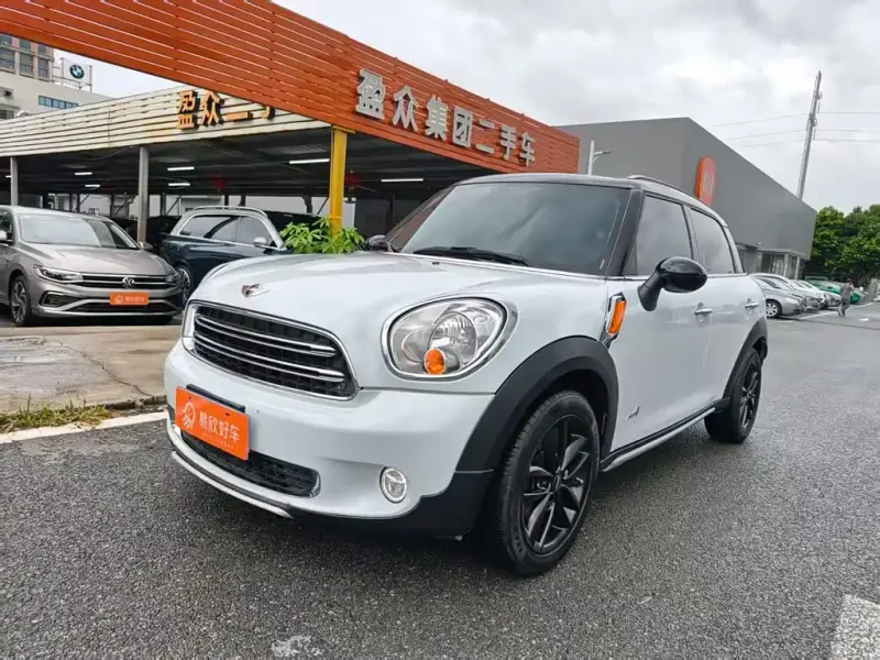 MINI Countryman, 2015