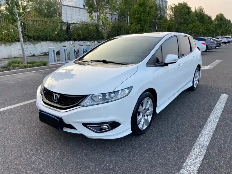 Honda Jade, 2015