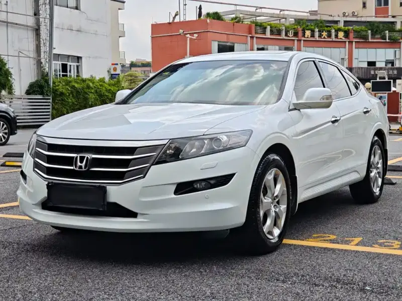 Honda Crosstour, 2013