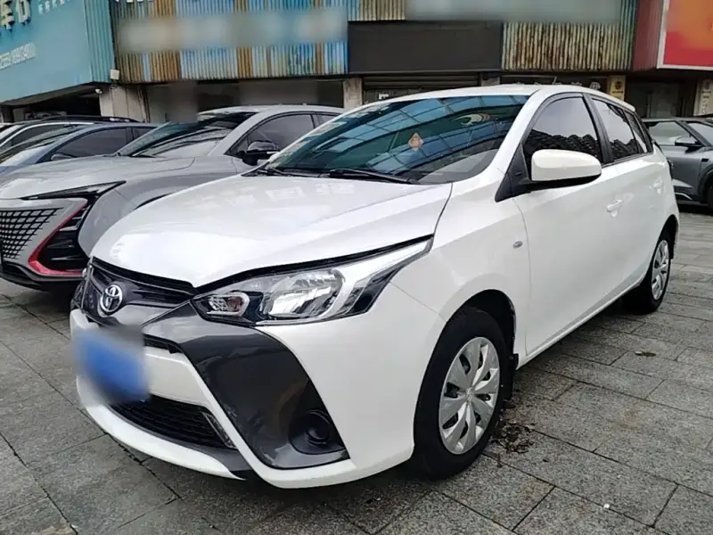 Toyota Yaris L, 2021