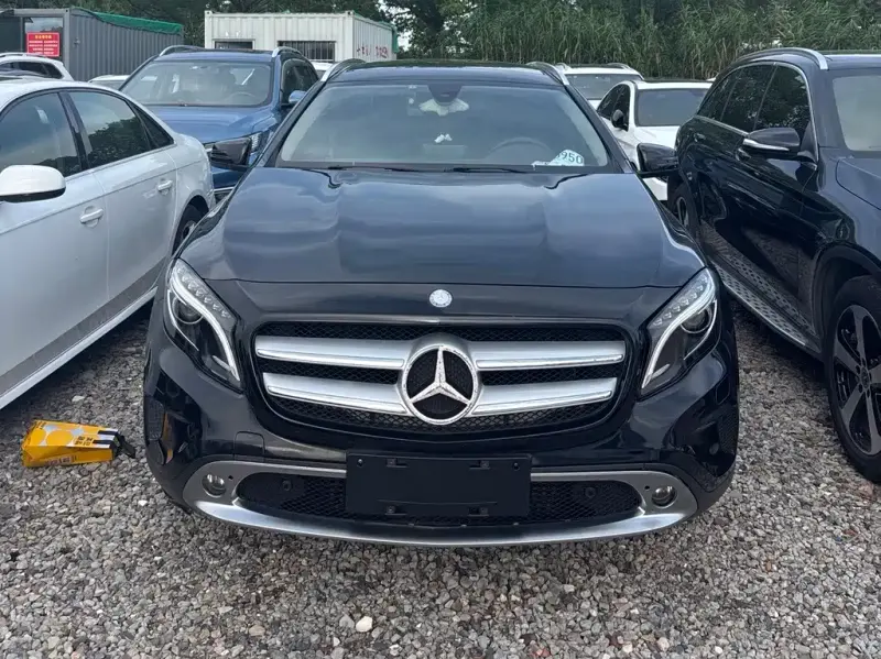 Mercedes-Benz GLA, 2016