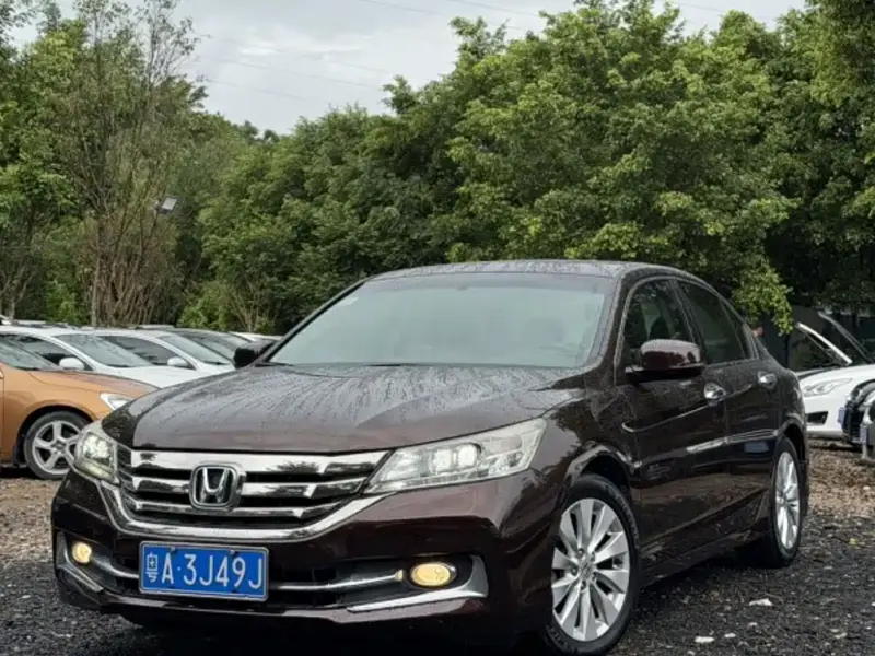 Honda Accord, 2015