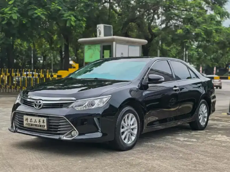Toyota Camry, 2015