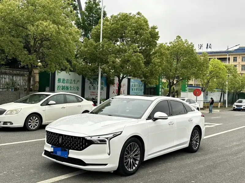 Bestune B70, 2022