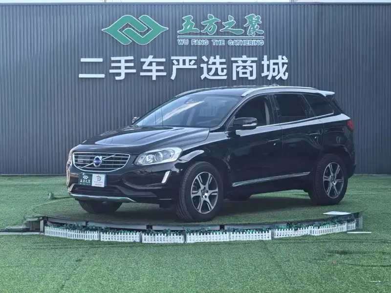 Volvo XC60, 2015