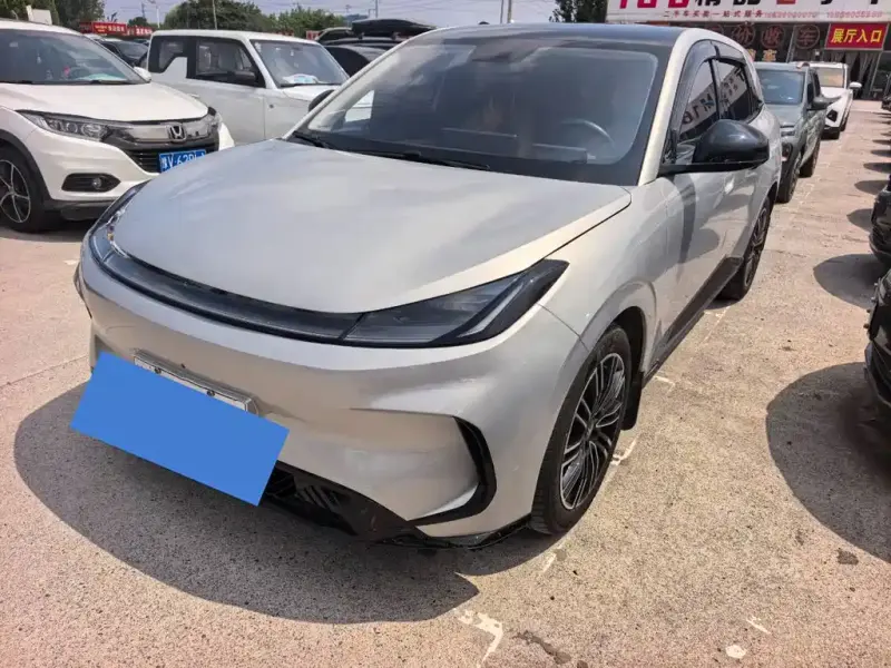 ARCFOX T1, 2025