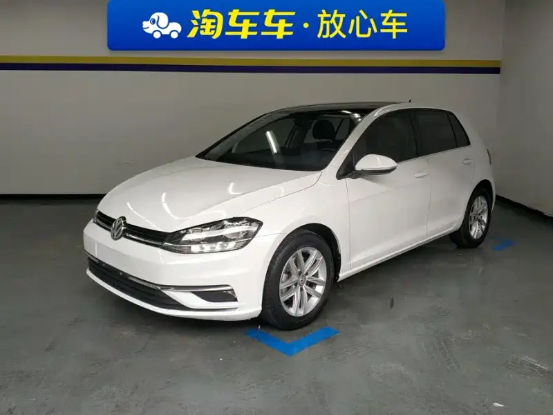 Volkswagen Golf, 2020