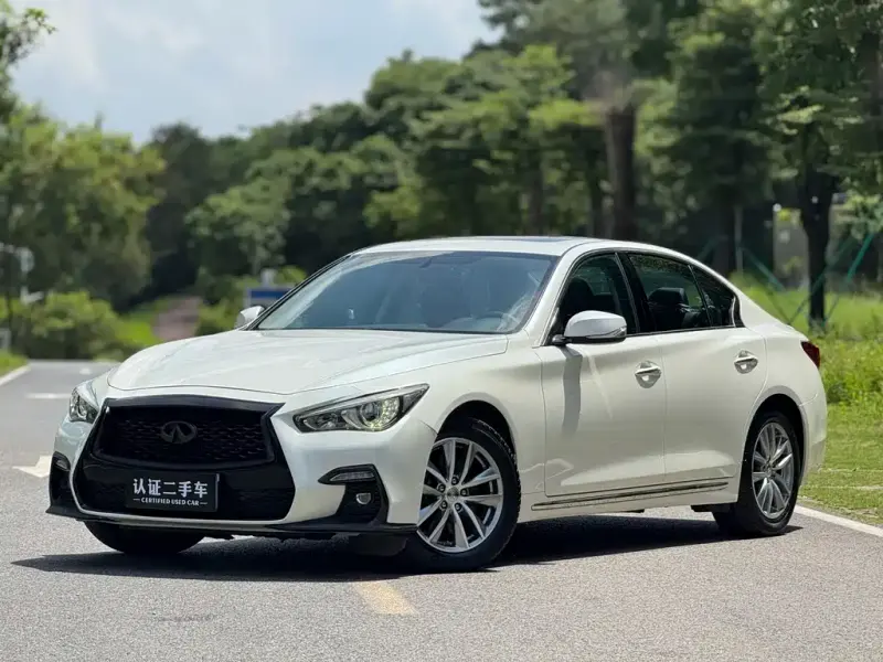 Infiniti Q50L, 2018