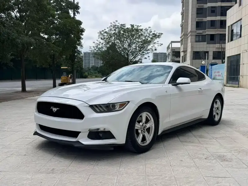Ford Mustang, 2015