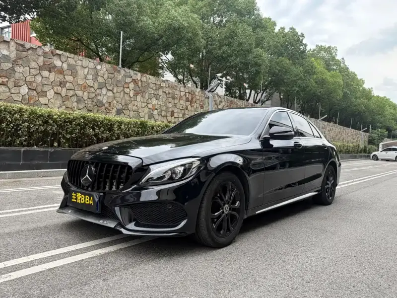 Mercedes-Benz C-Class, 2015