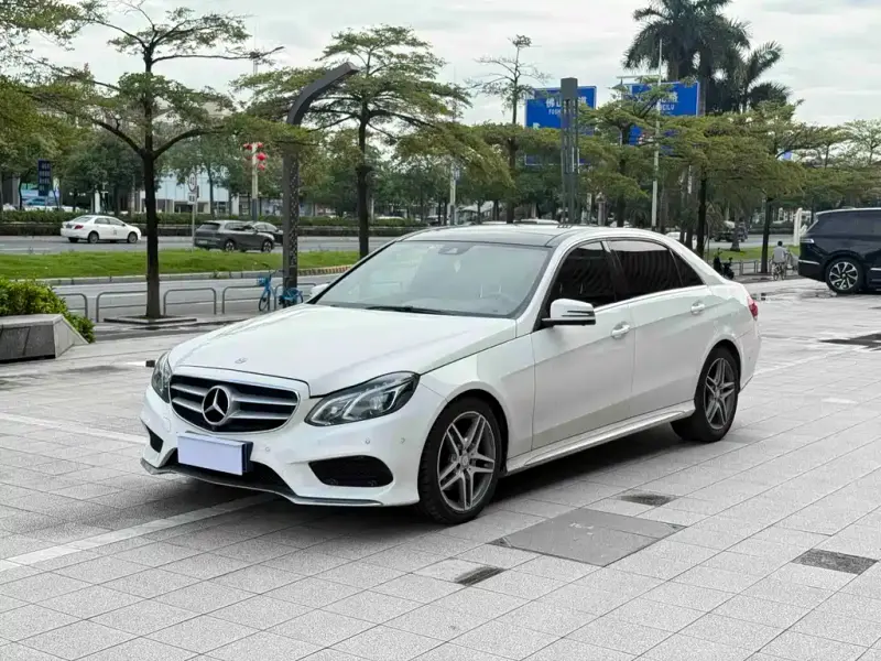 Mercedes-Benz E-Class, 2015
