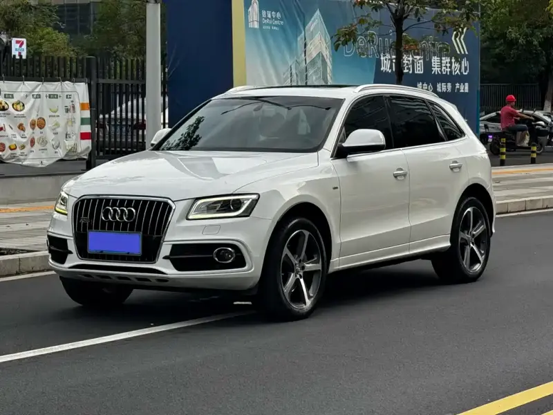 Audi Q5 (Import), 2015