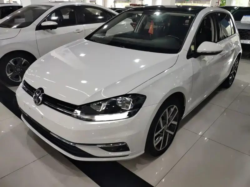 Volkswagen Golf, 2020