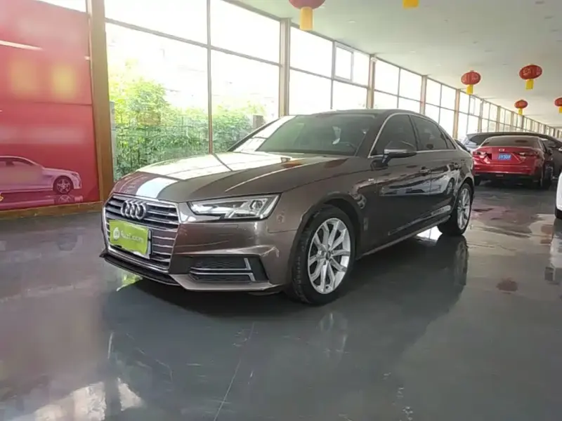 Audi A4L, 2018