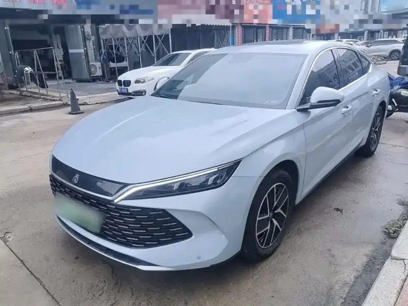 BYD Qin L, 2025