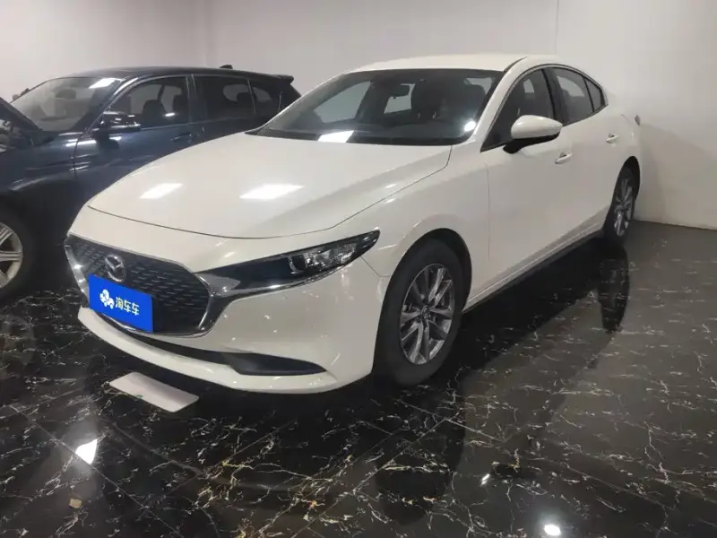 Mazda 3 Axela, 2022