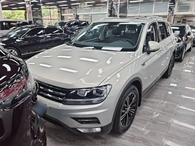 Volkswagen Tiguan L, 2019