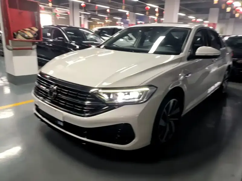 Volkswagen Sagitar, 2023