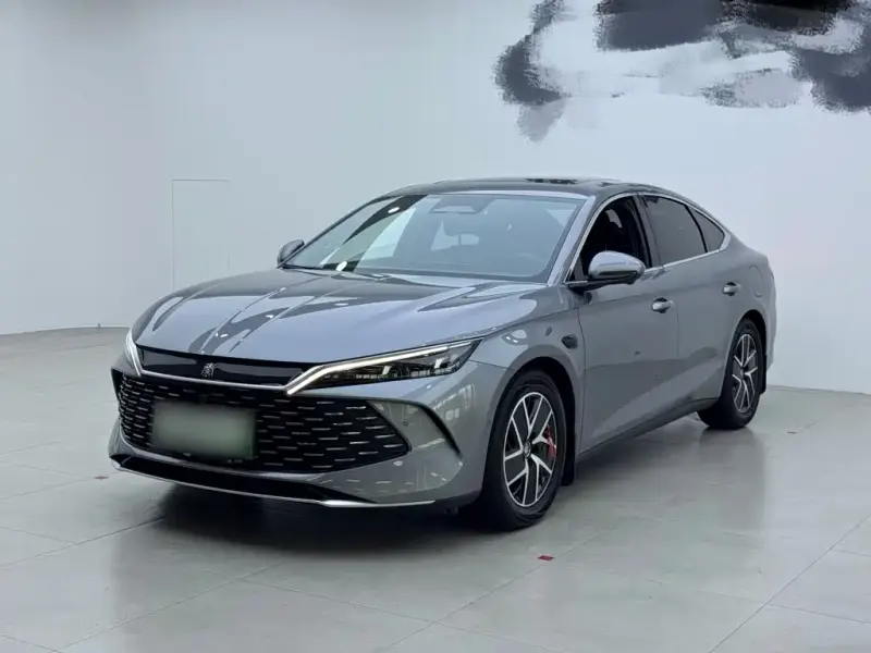 BYD Qin L, 2025